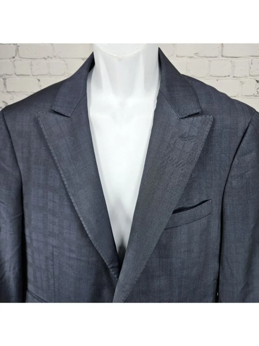 Jos A Bank Reserve Navy 100% Wool Savile Tailored Fit Peak Blazer Sport Coat 41R